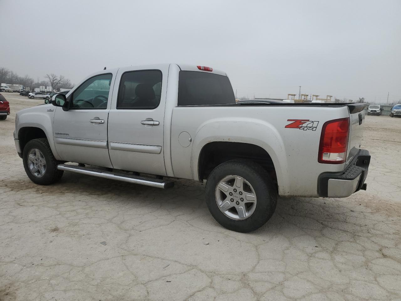 2011 GMC SIERRA K15 - Image 2
