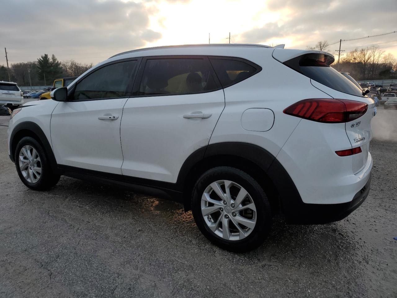 2019 HYUNDAI TUCSON LIM - Image 2