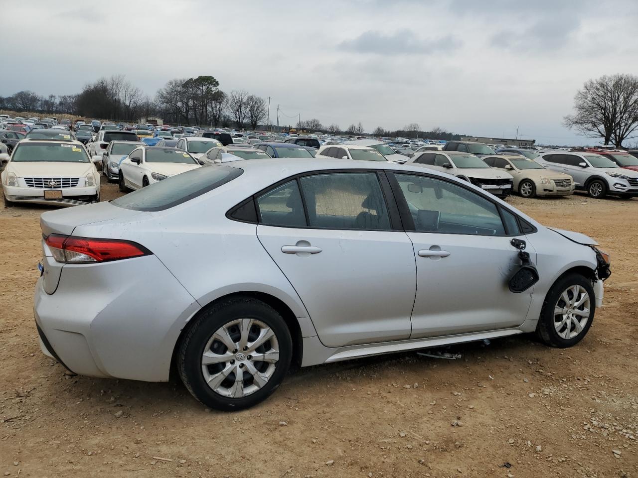 2020 TOYOTA COROLLA LE - Image 3
