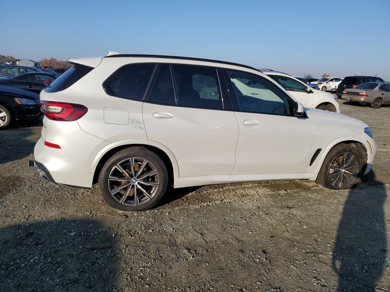 2022 BMW X5 XDRIVE4 - Фото 3