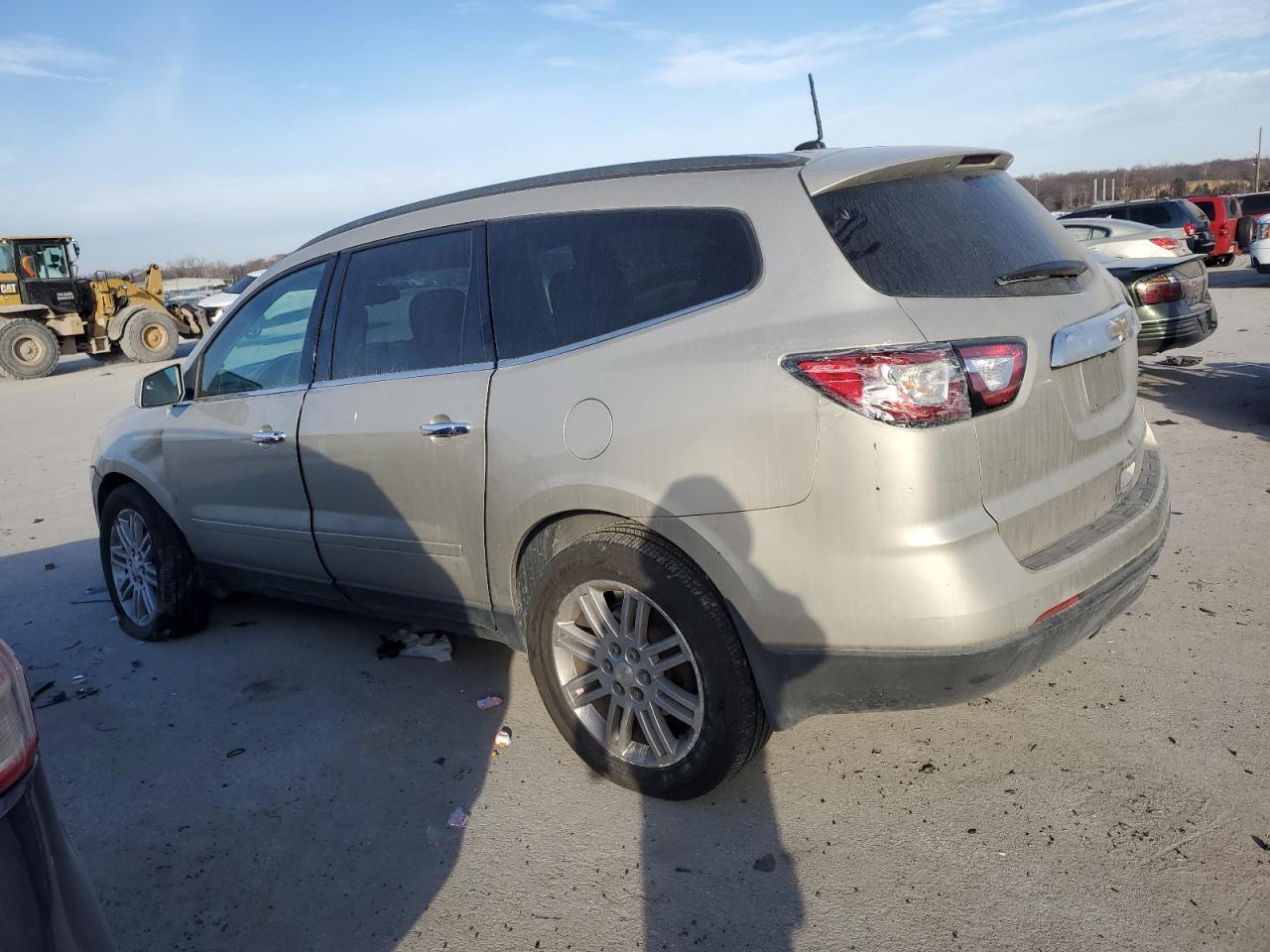 2014 CHEVROLET TRAVERSE L - Image 2