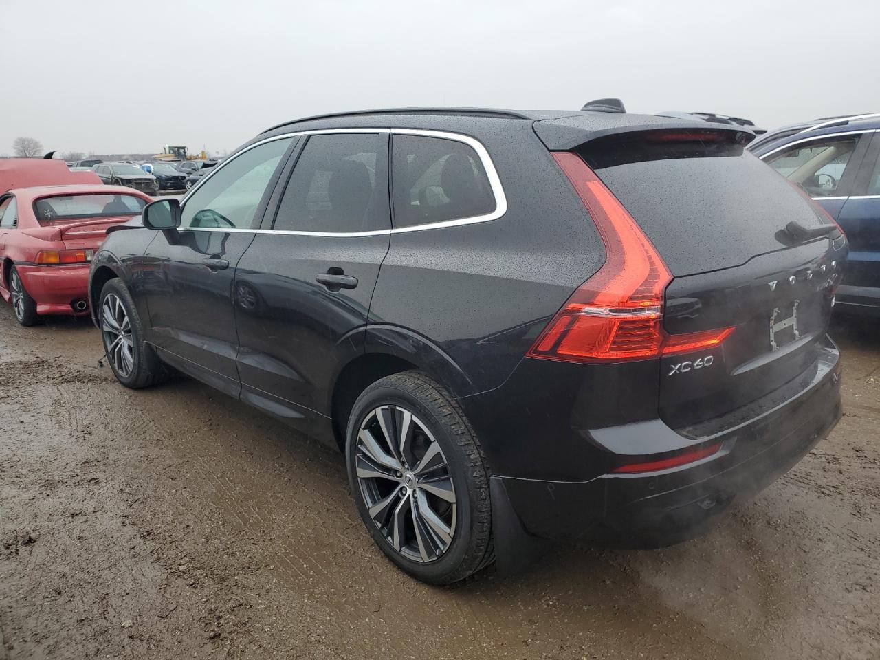 2022 VOLVO XC60 B5 MO - Фото 2