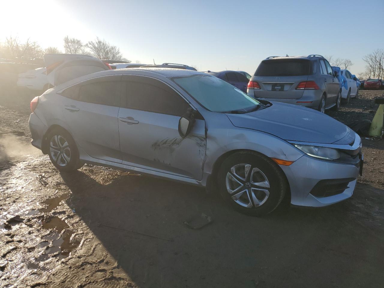 2017 HONDA CIVIC LX - Image 4