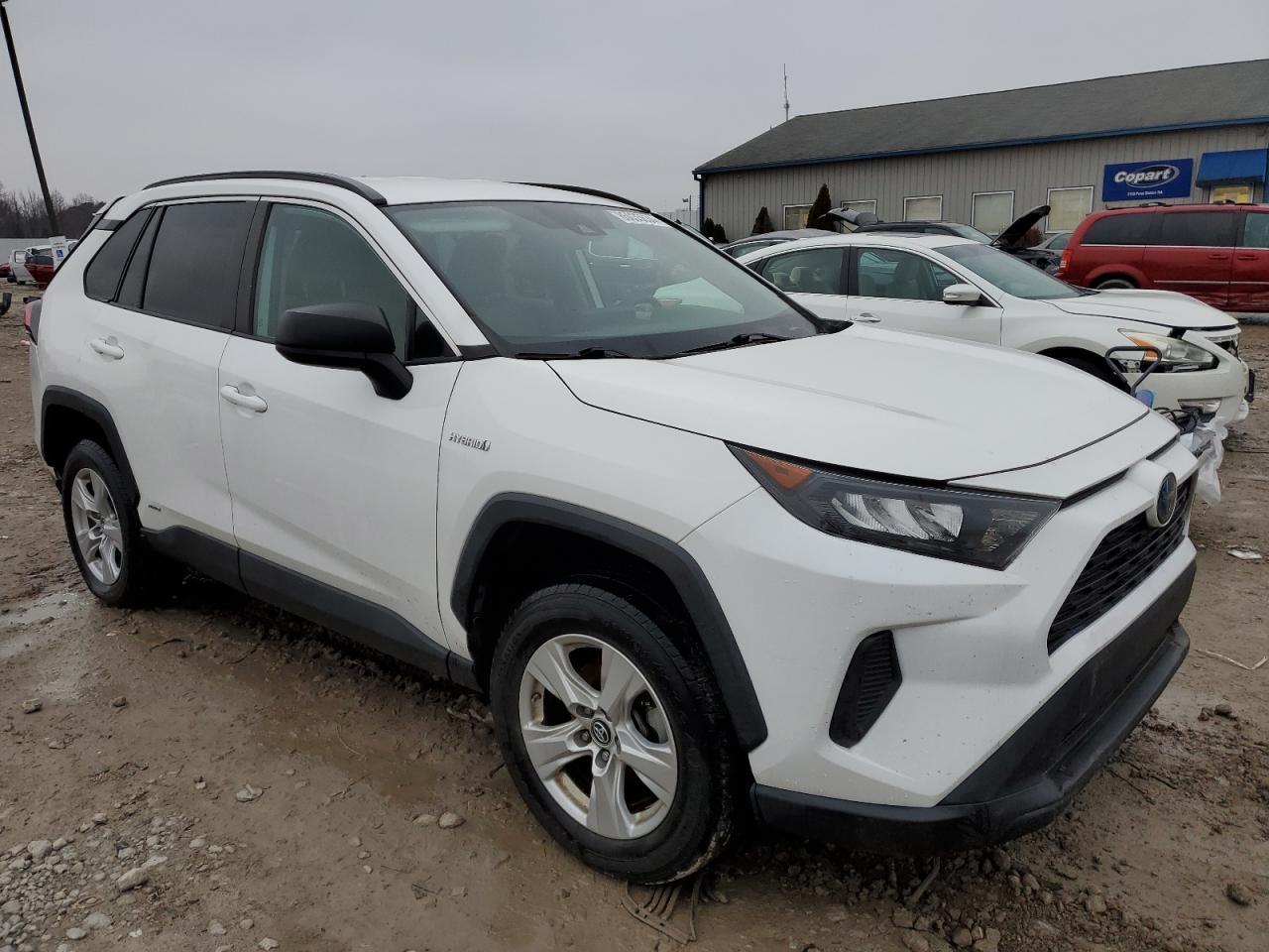 2021 TOYOTA RAV4 LE - Image 4