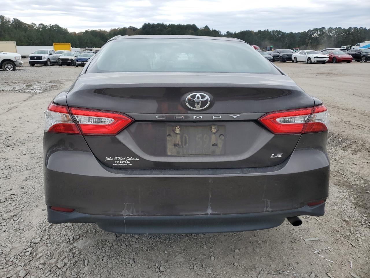 2018 TOYOTA CAMRY L - Фото 6