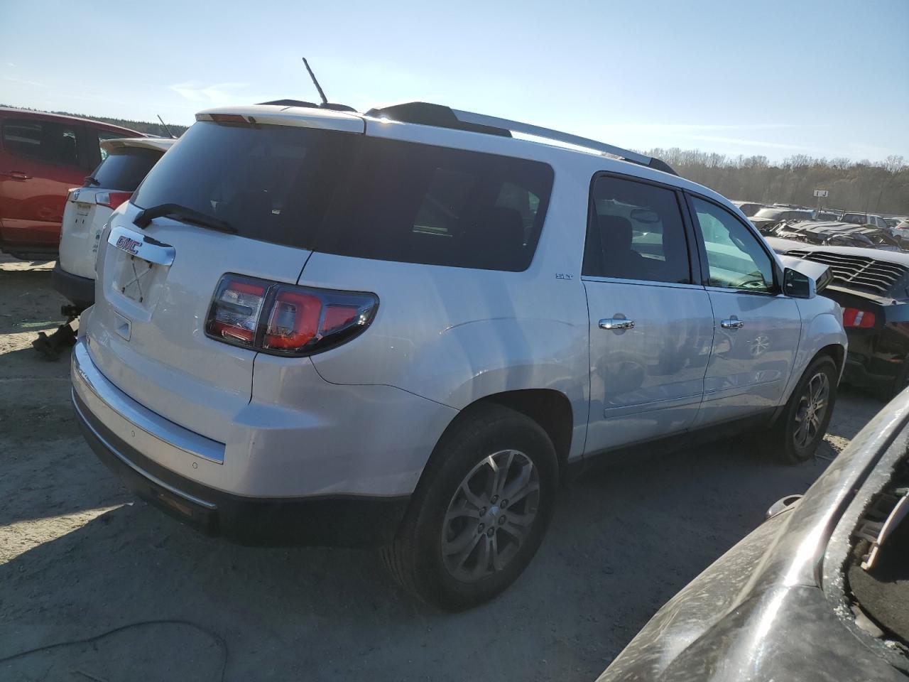 2016 GMC ACADIA SLT - Image 3