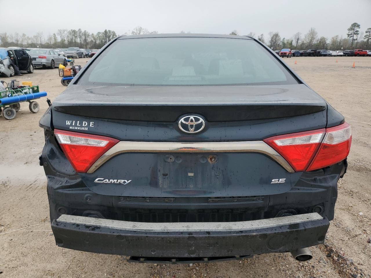 2015 TOYOTA CAMRY LE - Фото 6