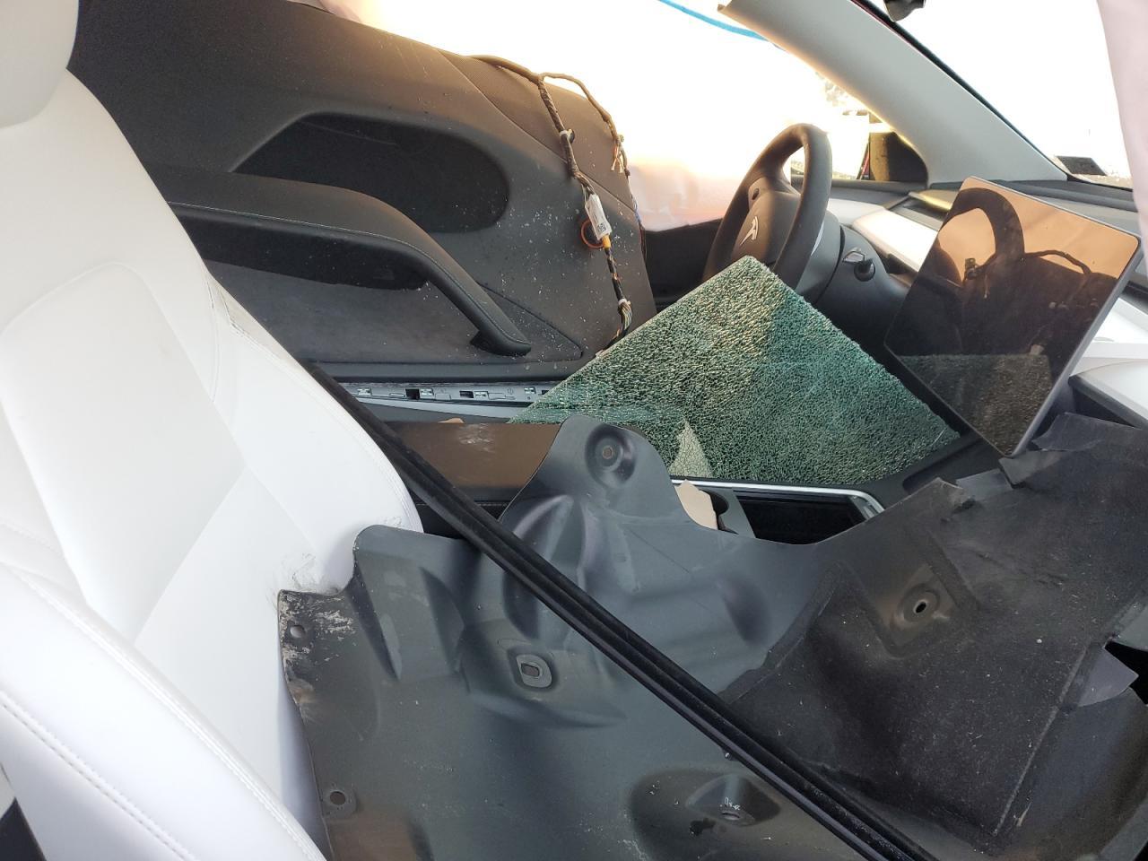 2024 TESLA MODEL Y - Image 7