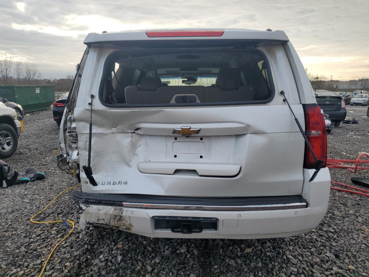 2016 CHEVROLET SUBURBAN C - Фото 6