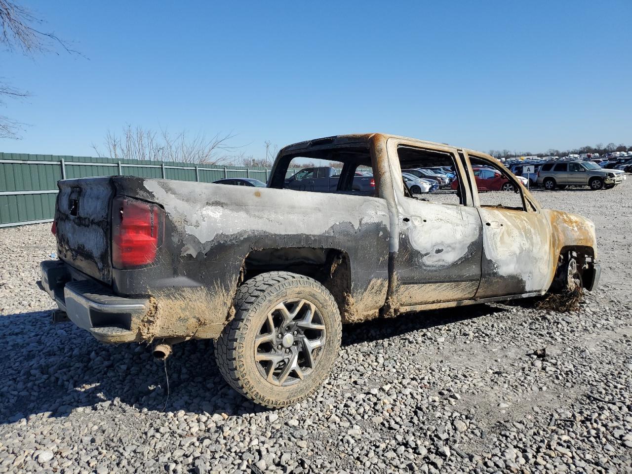 2015 CHEVROLET SILVERADO - Image 3