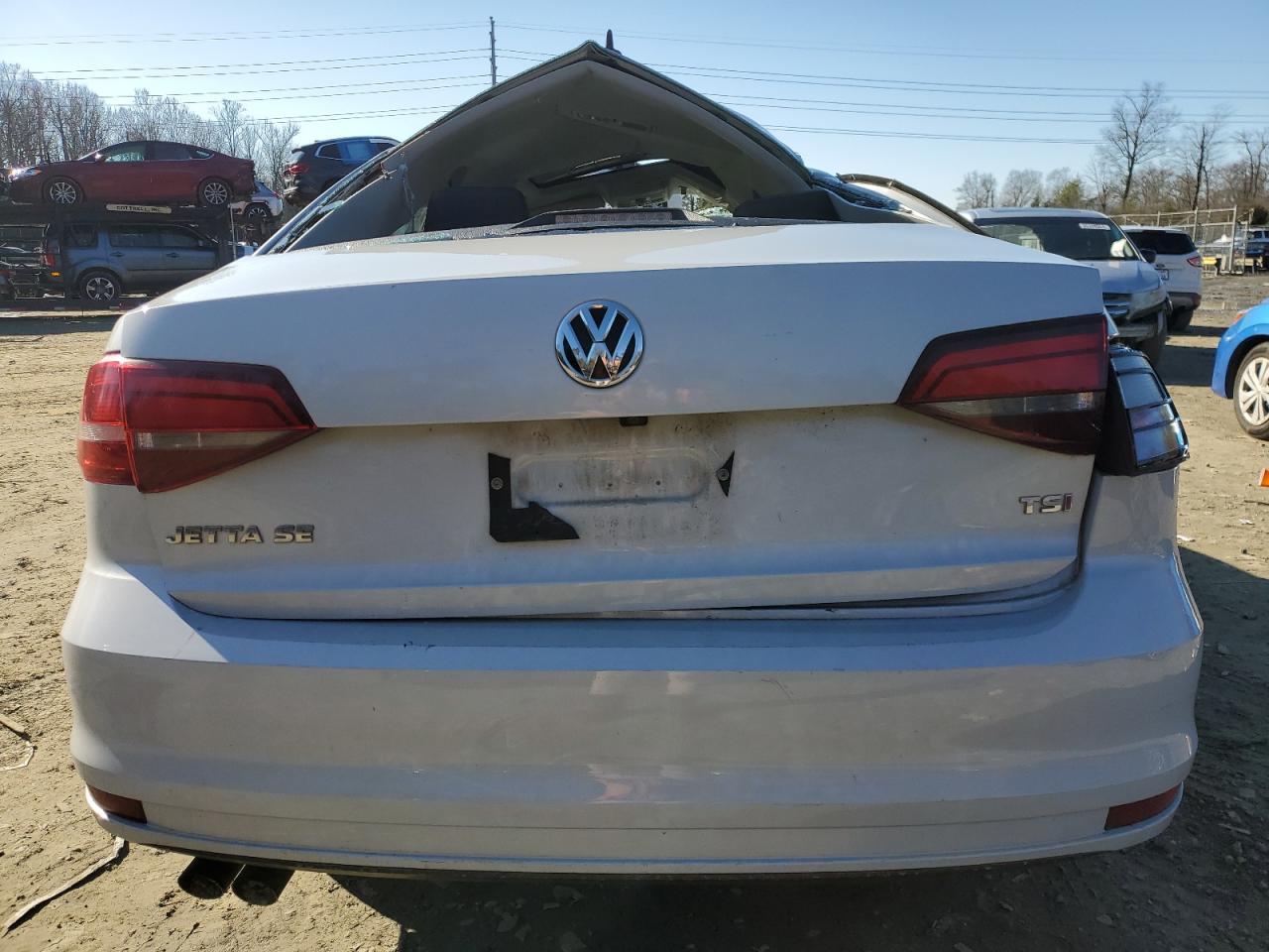 2017 VOLKSWAGEN JETTA SE - Image 6