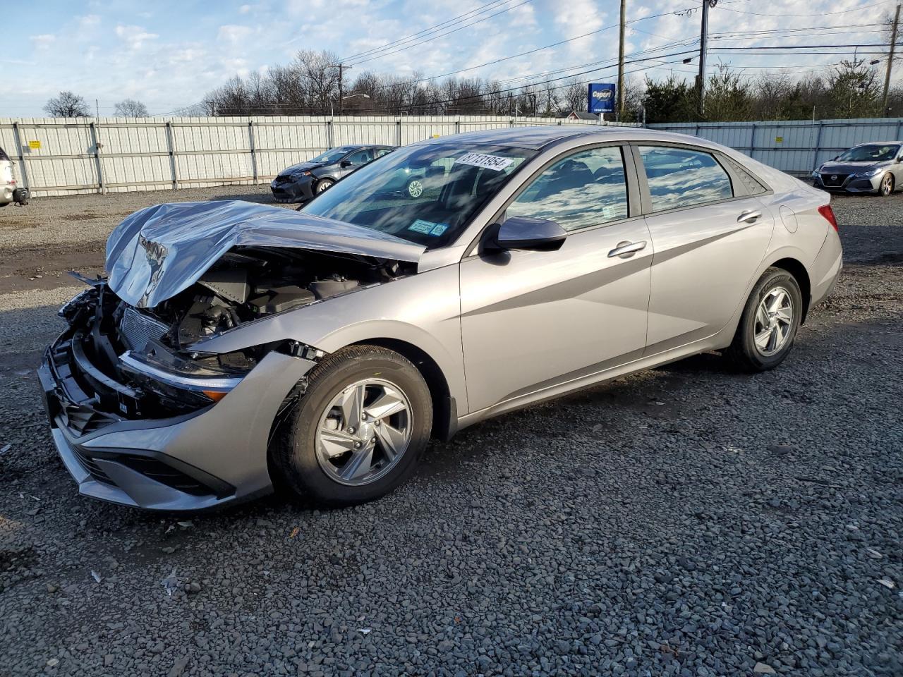 2024 HYUNDAI ELANTRA SE