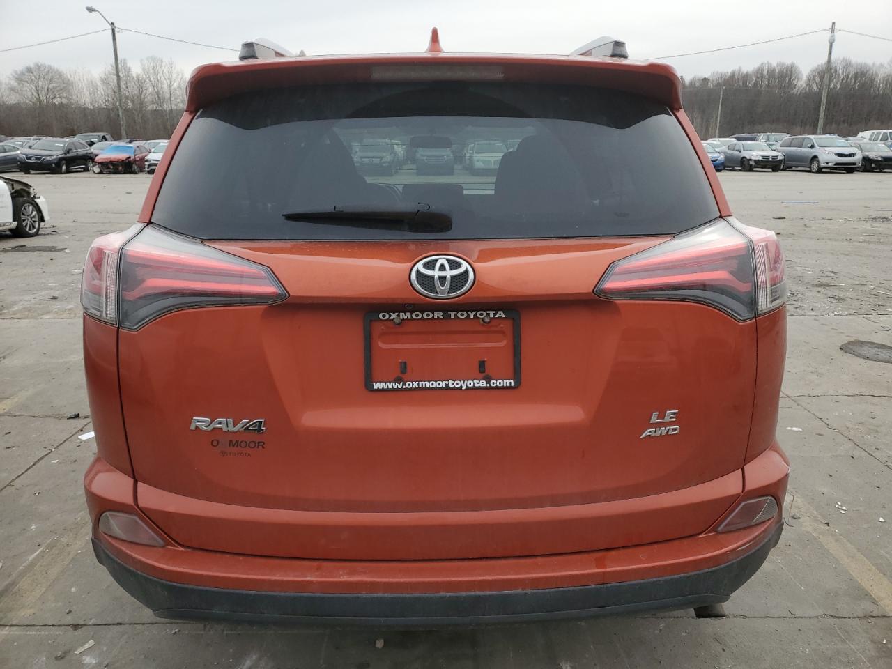 2016 TOYOTA RAV4 LE - Фото 6