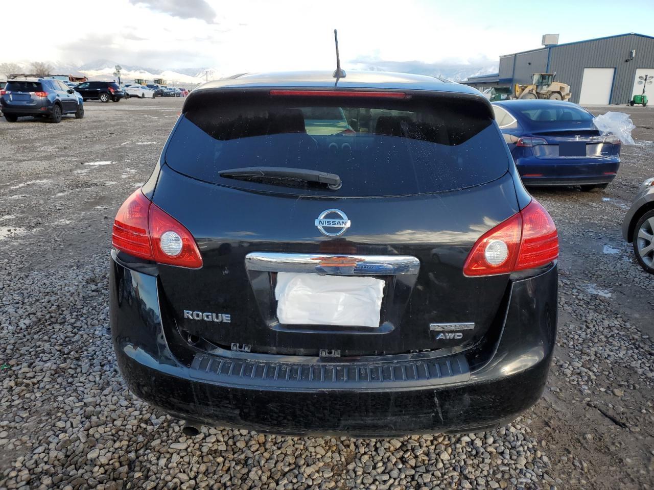 2013 NISSAN ROGUE S - Фото 6