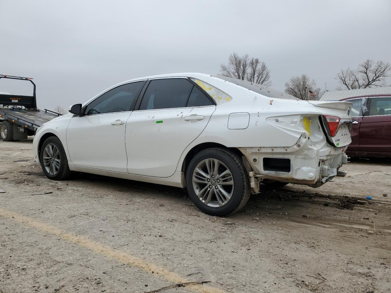 2017 TOYOTA CAMRY LE - Фото 2