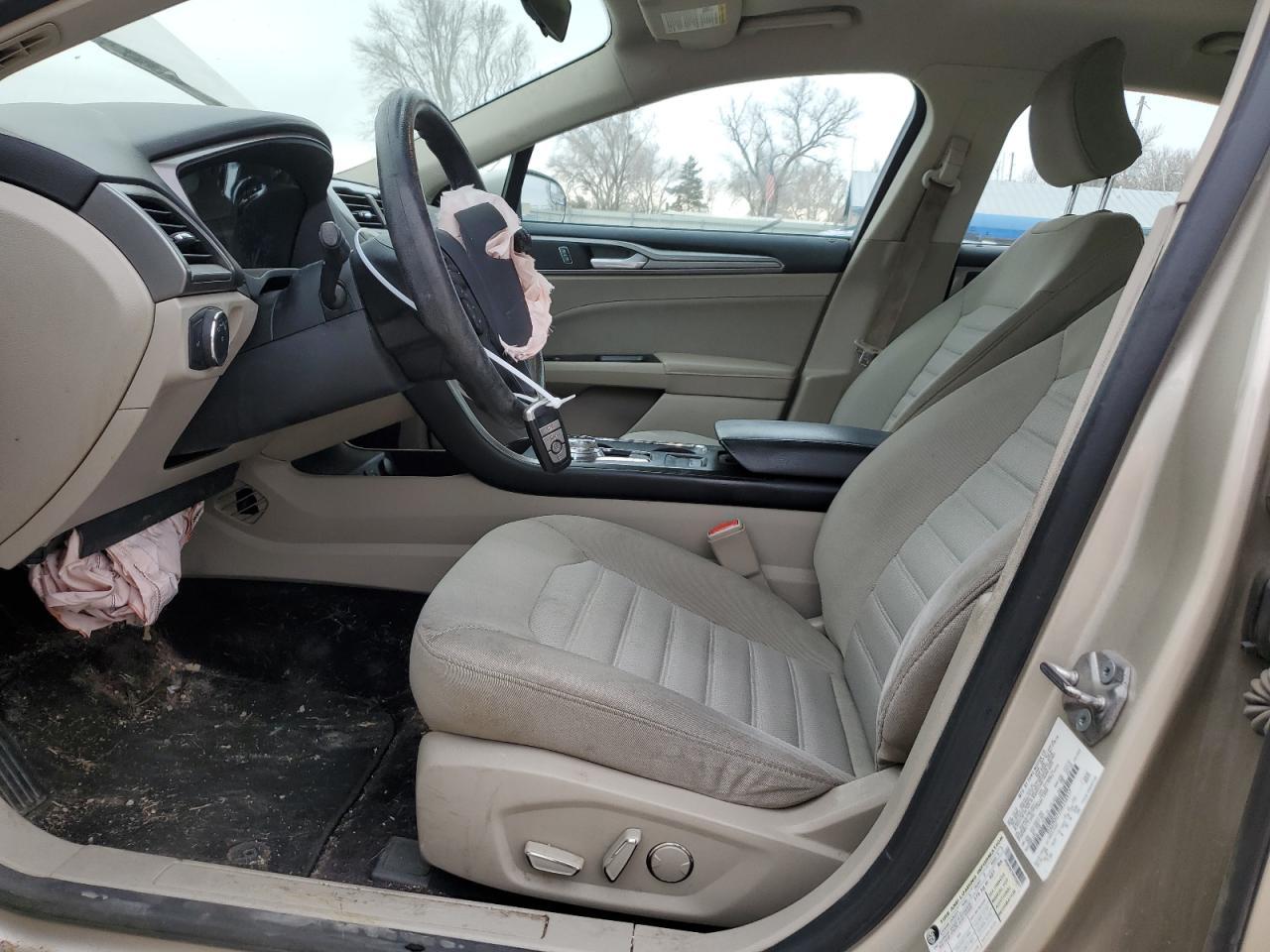 2017 FORD FUSION SE - Image 7