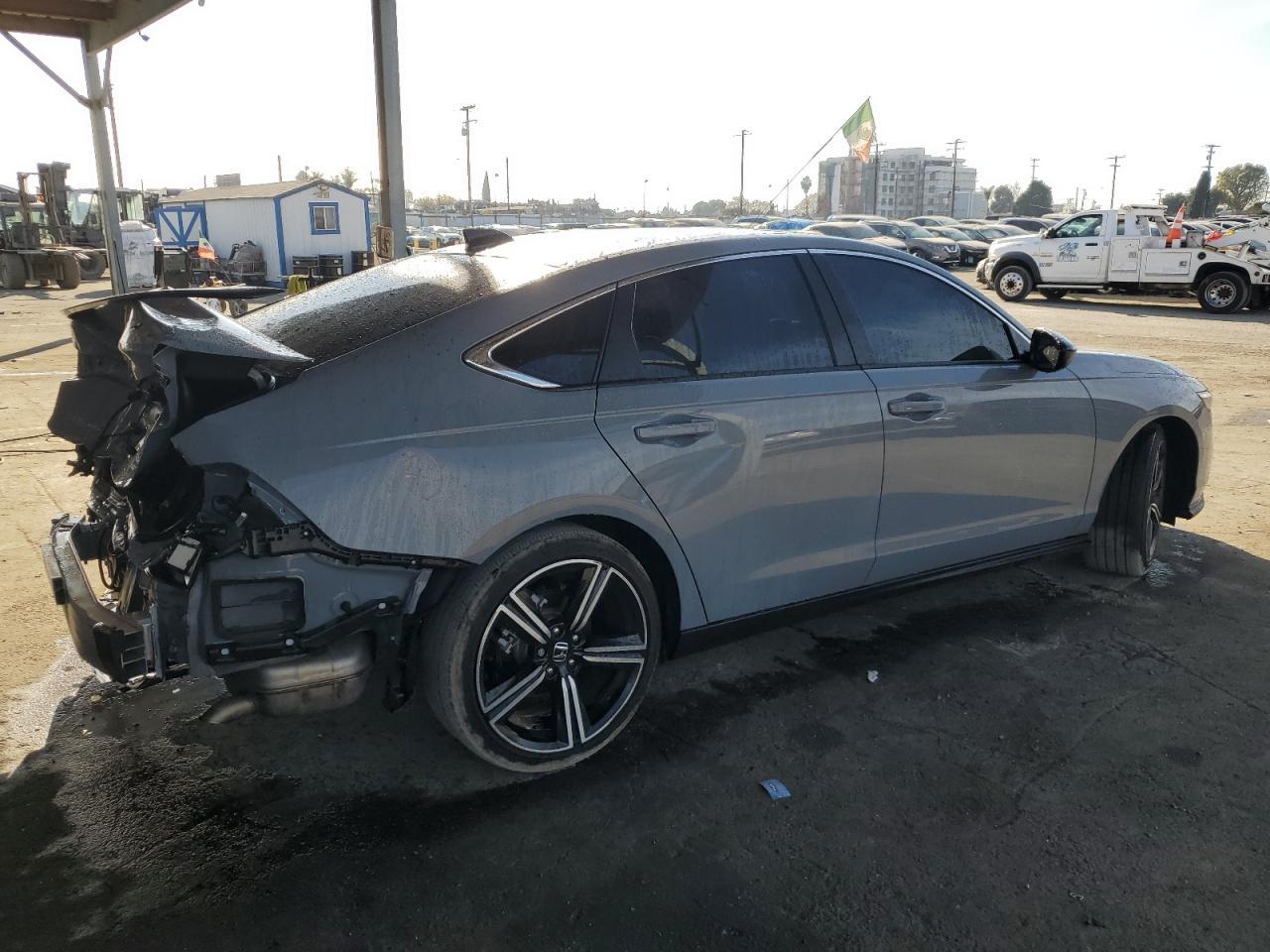2023 HONDA ACCORD HYB - Image 3