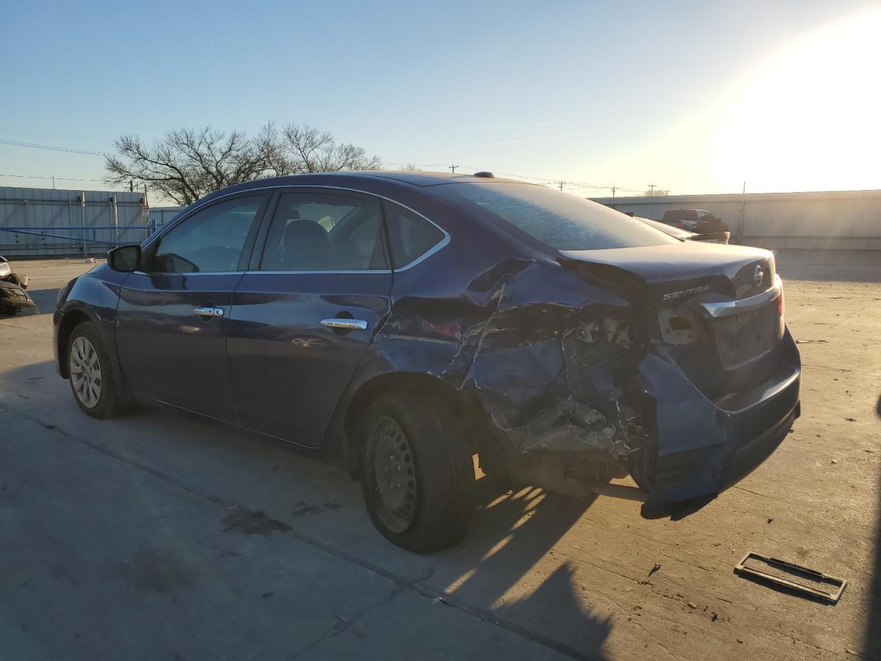 2017 NISSAN SENTRA S - Фото 2