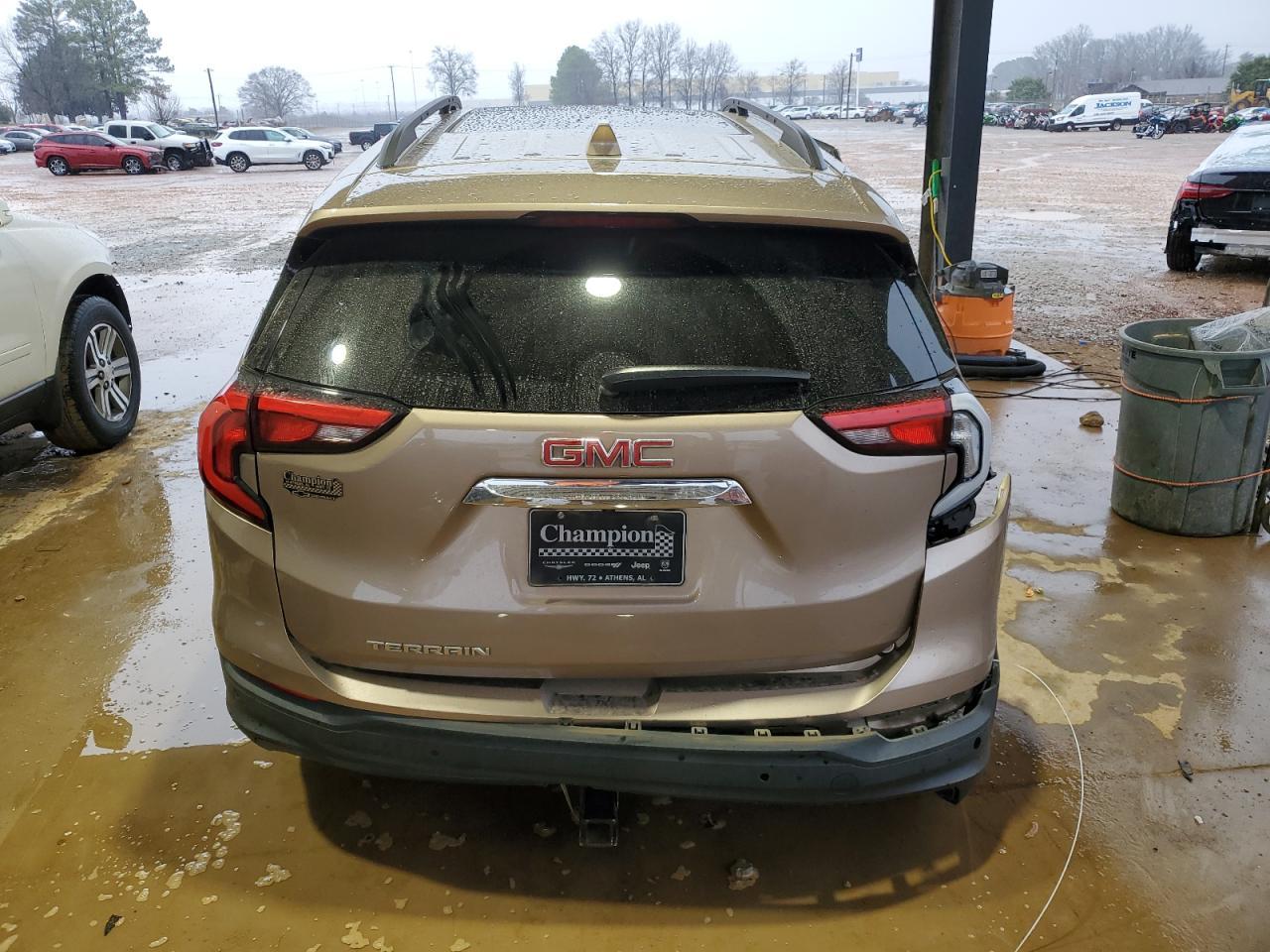 2018 GMC TERRAIN SL - Image 6