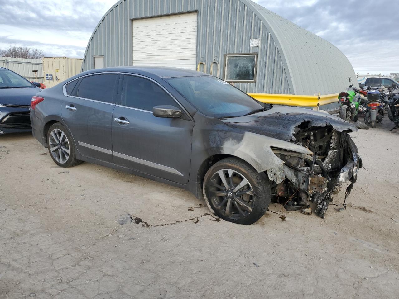 2016 NISSAN ALTIMA 2.5 - Фото 4