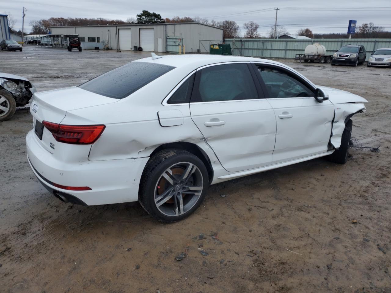 2017 AUDI A4 PREMIUM - Фото 3