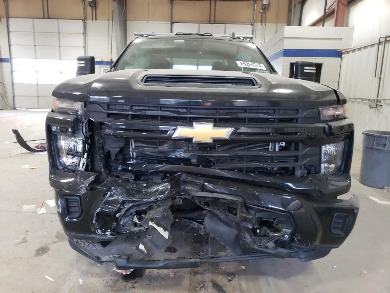 2024 CHEVROLET SILVERADO - Image 5