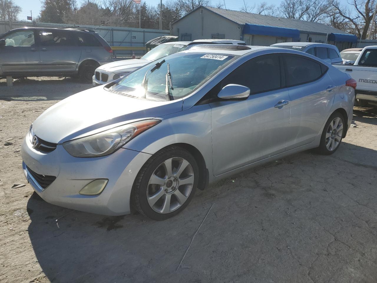 2013 HYUNDAI ELANTRA GL