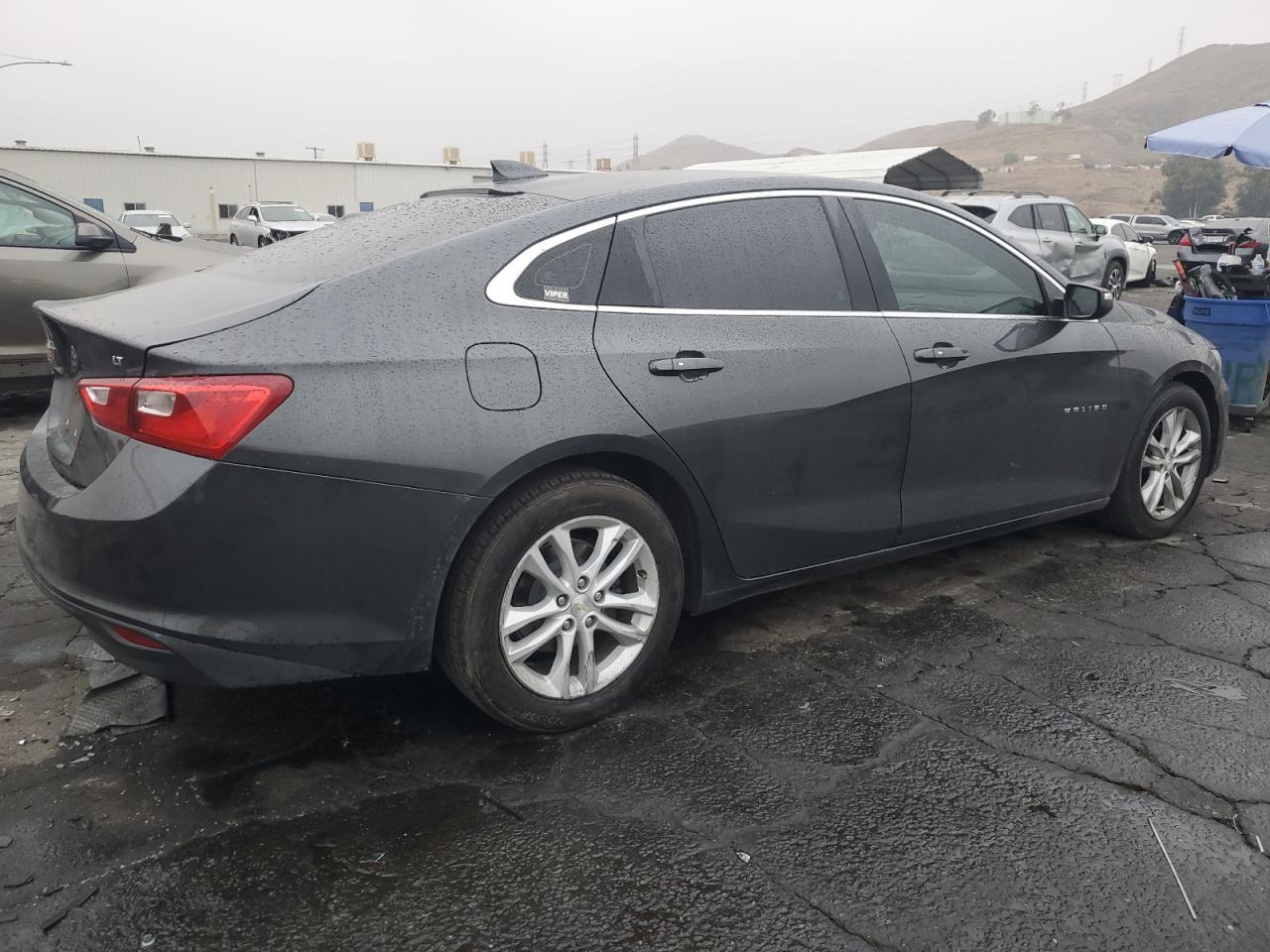 2017 CHEVROLET MALIBU LT - Image 3