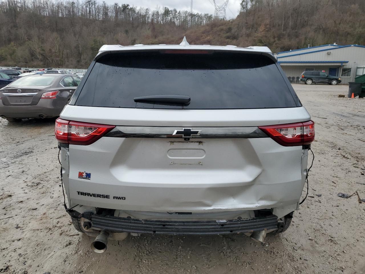 2021 CHEVROLET TRAVERSE L - Фото 6