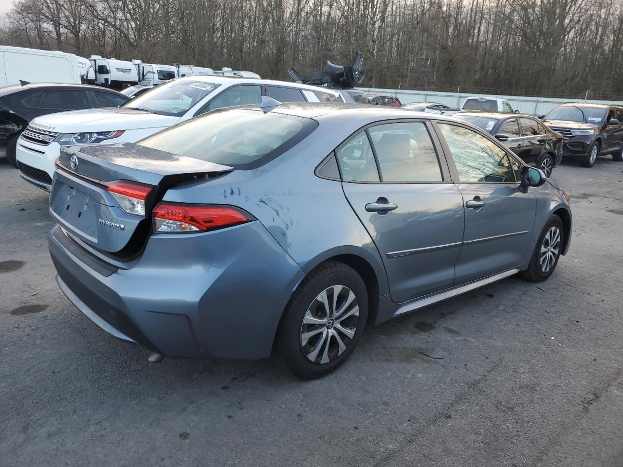 2022 TOYOTA COROLLA LE - Фото 3