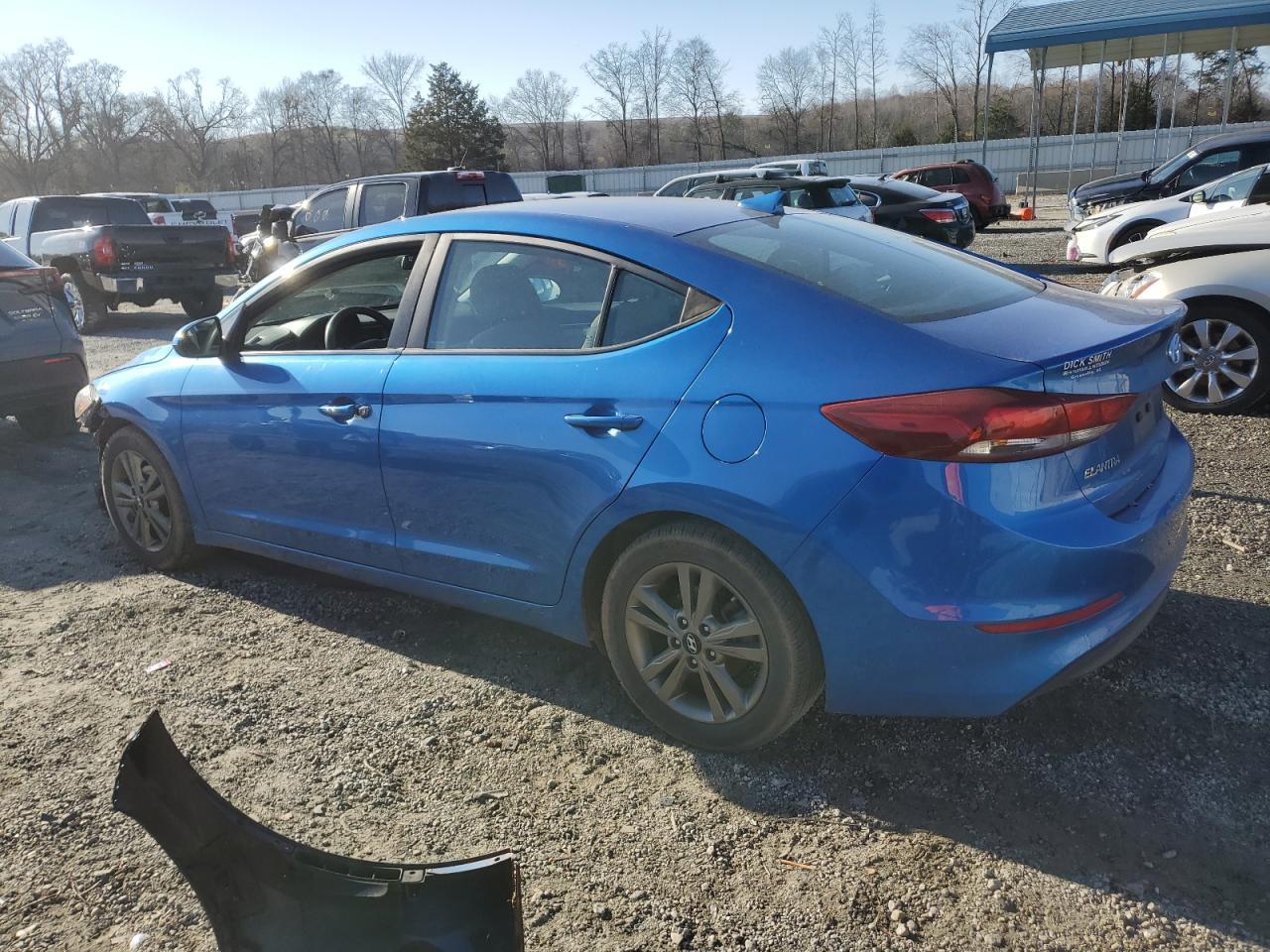 2018 HYUNDAI ELANTRA SE - Image 2