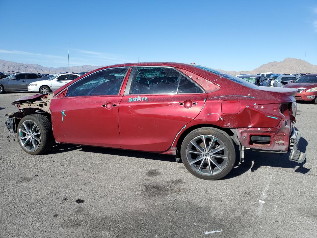 2015 TOYOTA CAMRY LE - Image 2