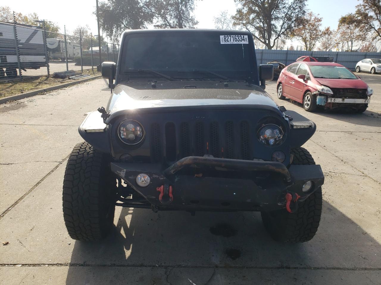 2017 JEEP WRANGLER U - Image 5