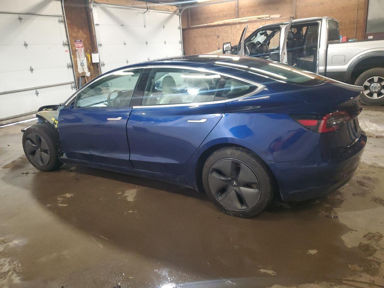 2019 TESLA MODEL 3 - Image 2
