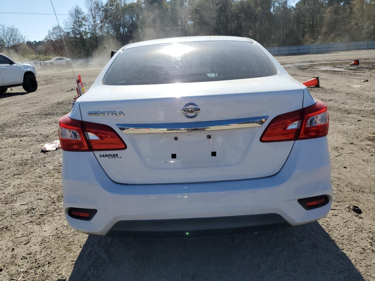 2017 NISSAN SENTRA S - Фото 6