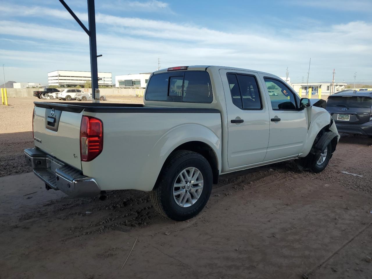 2016 NISSAN FRONTIER S - Фото 3