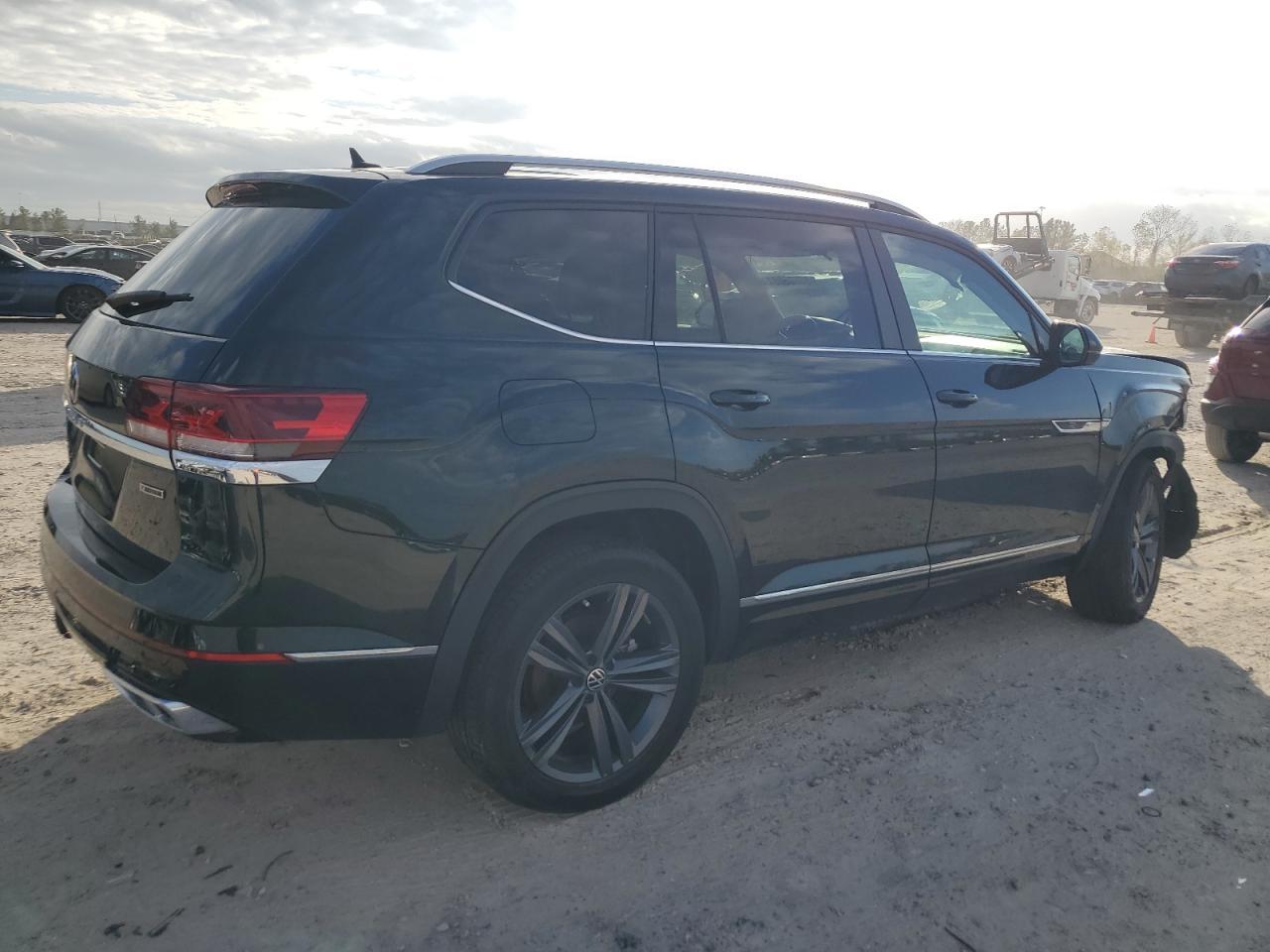 2022 VOLKSWAGEN ATLAS SEL - Фото 3