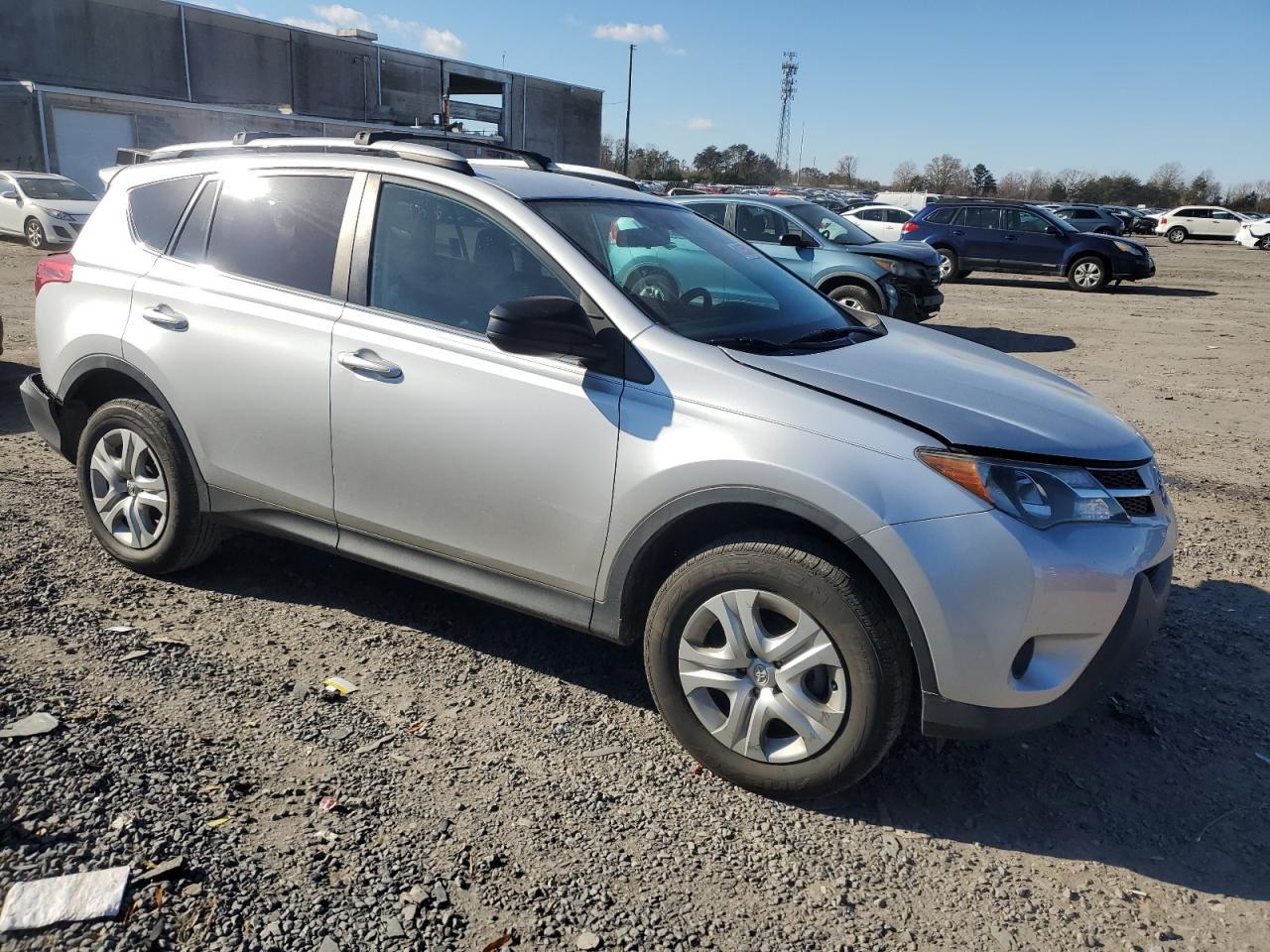 2014 TOYOTA RAV4 LE - Фото 4