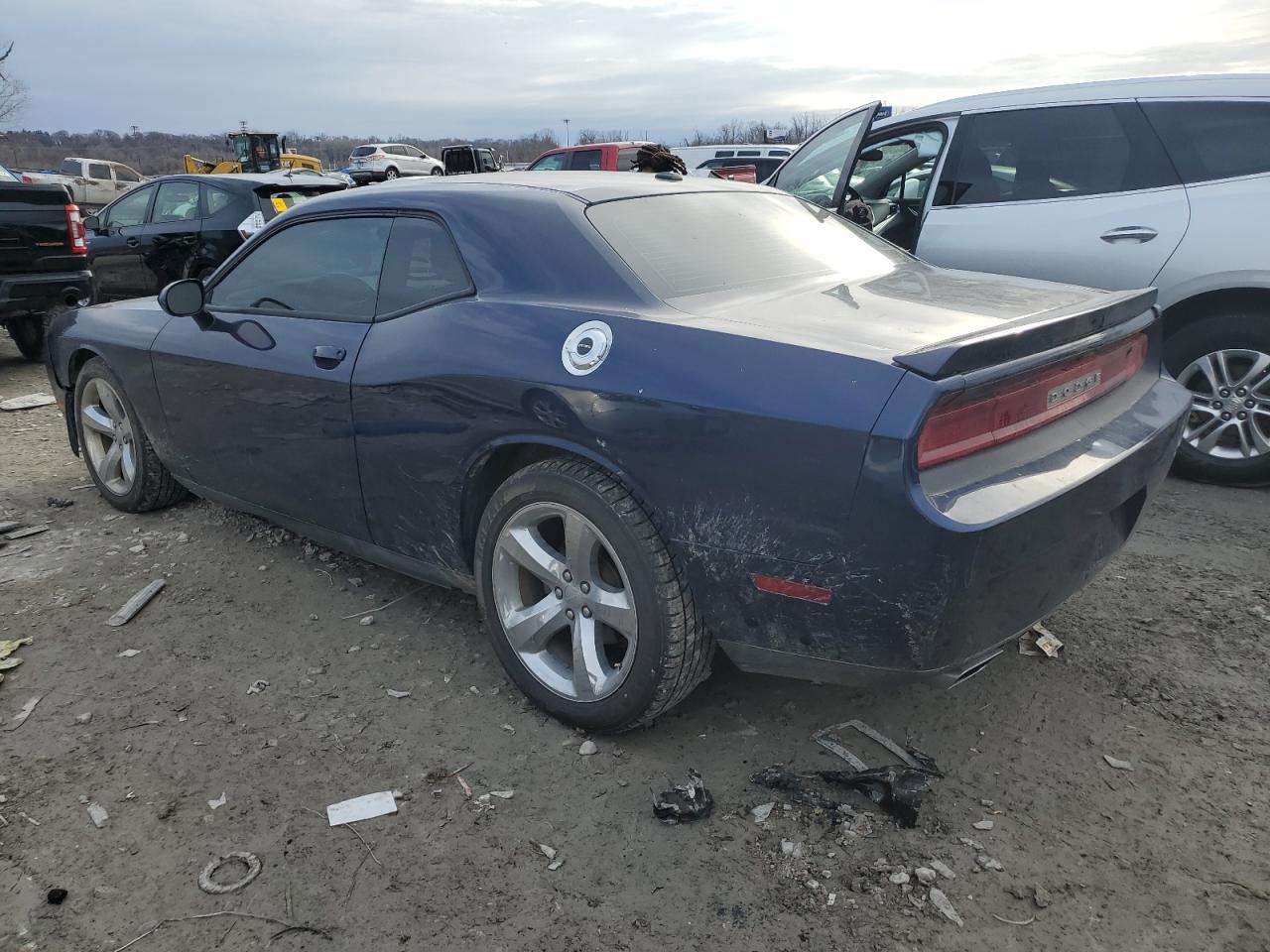 2013 DODGE CHALLENGER - Image 2