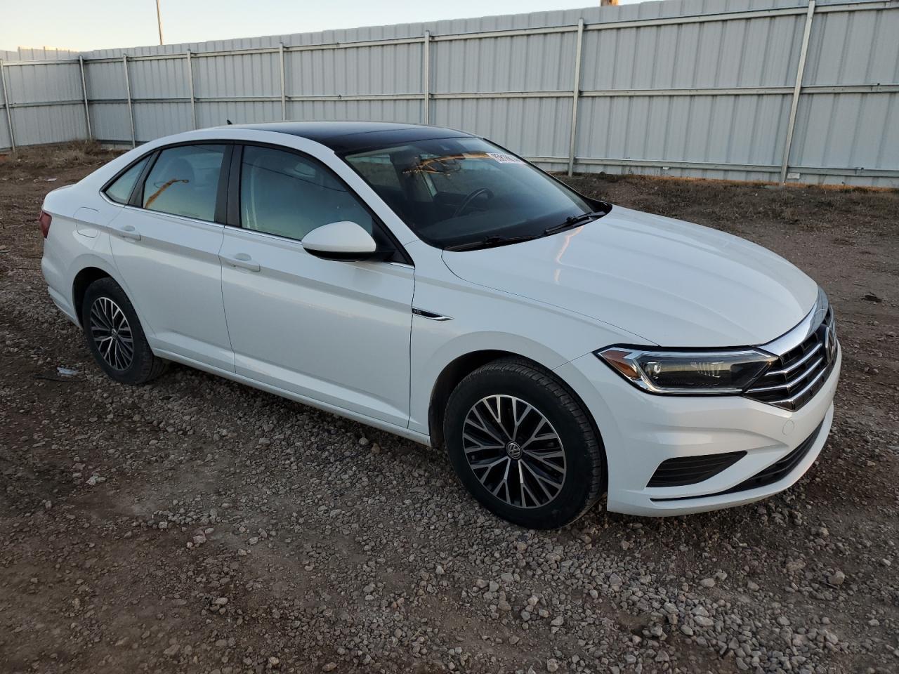 2019 VOLKSWAGEN JETTA SEL - Фото 4