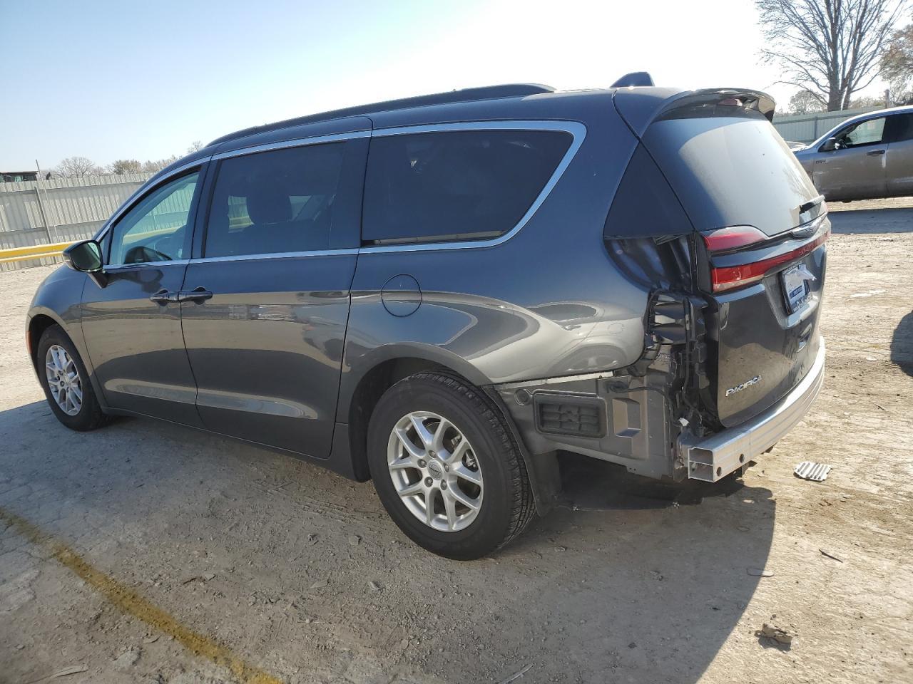 2022 CHRYSLER PACIFICA T - Image 2