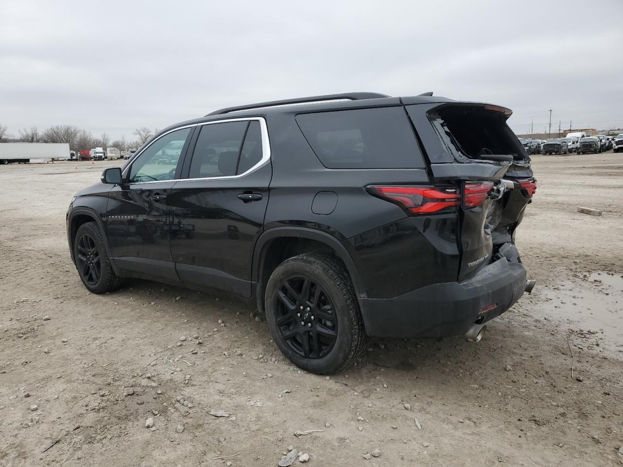 2023 CHEVROLET TRAVERSE L - Image 2