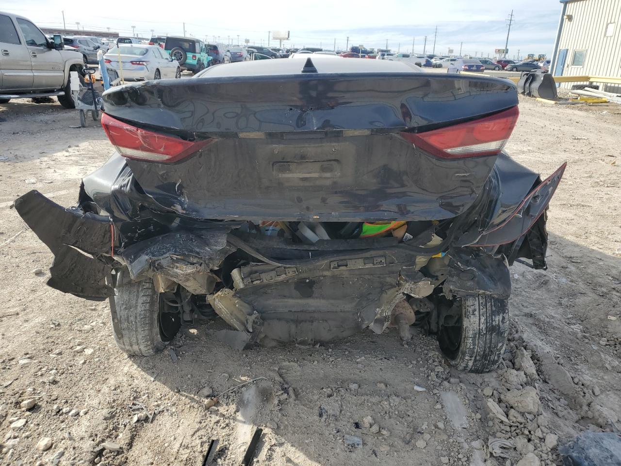 2017 HYUNDAI ELANTRA SE - Фото 6