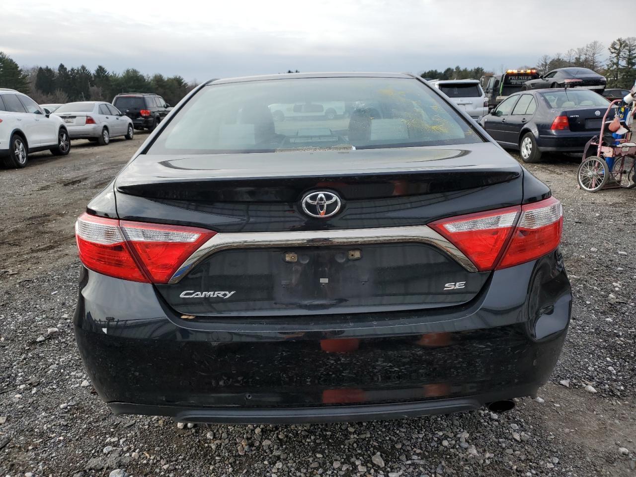 2016 TOYOTA CAMRY LE - Фото 6