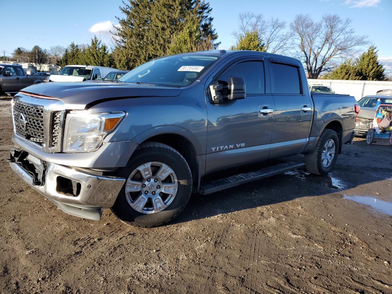 2018 NISSAN TITAN SV