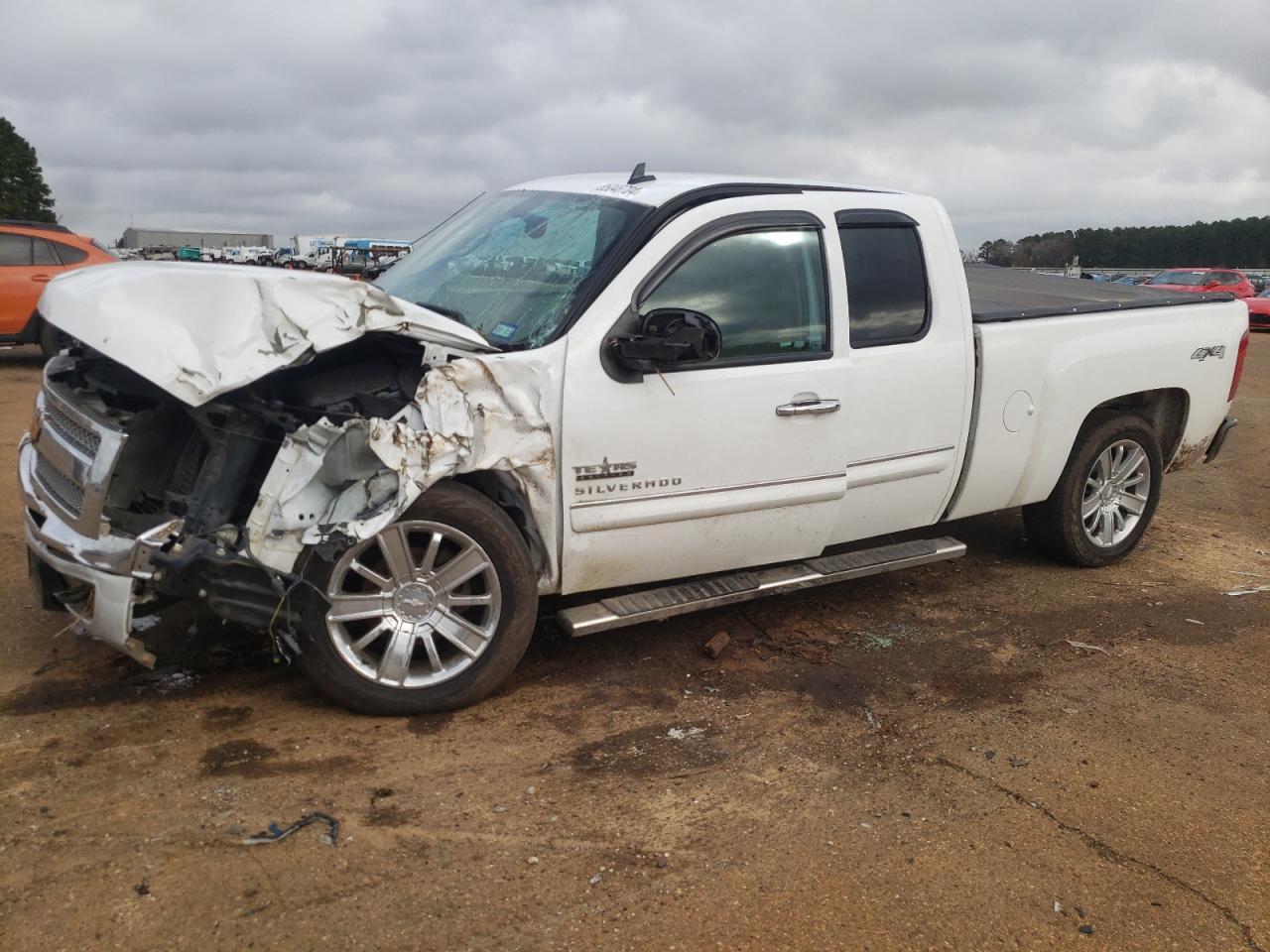 2013 CHEVROLET SILVERADO