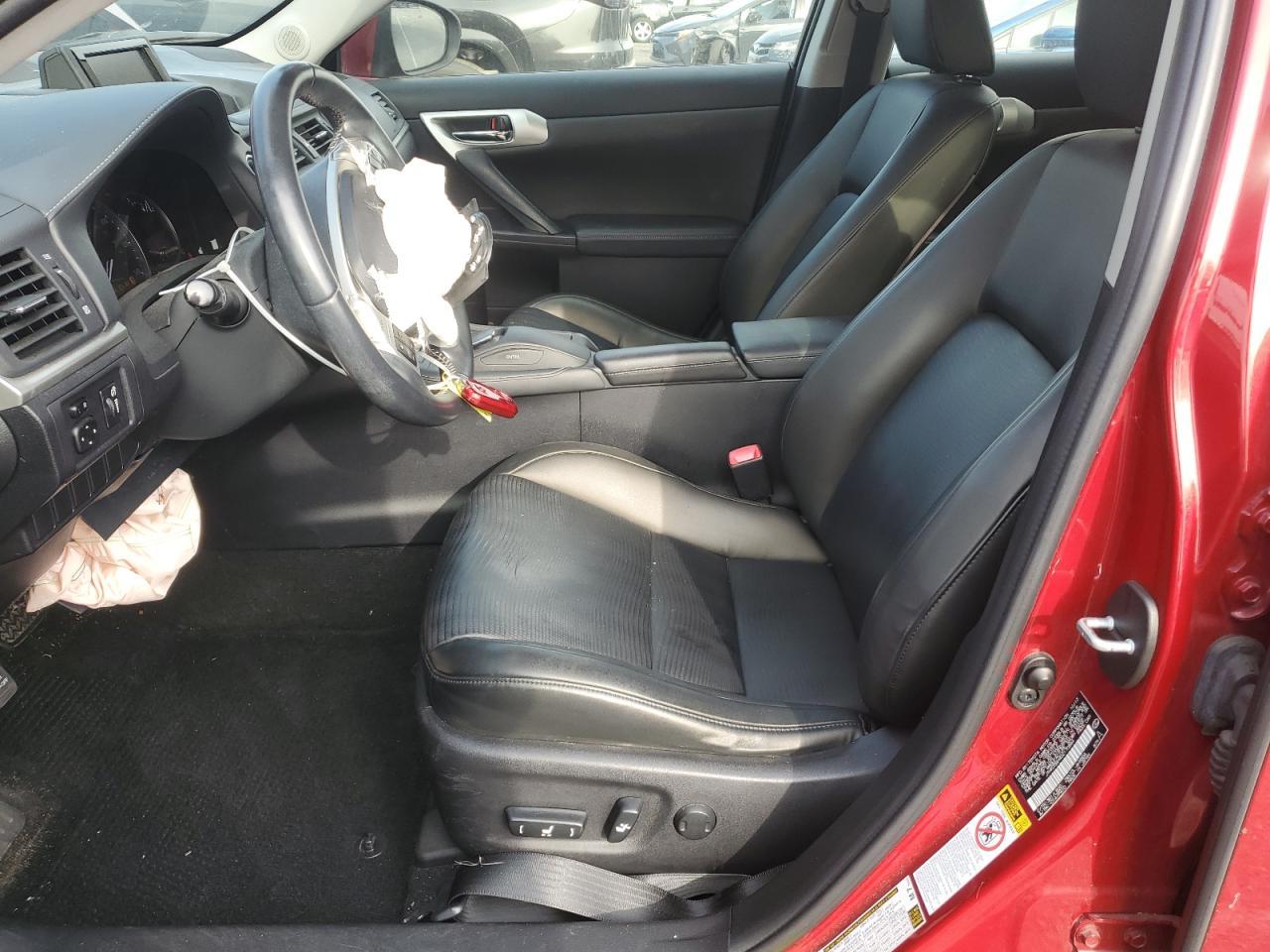 2013 LEXUS CT 200 - Image 7
