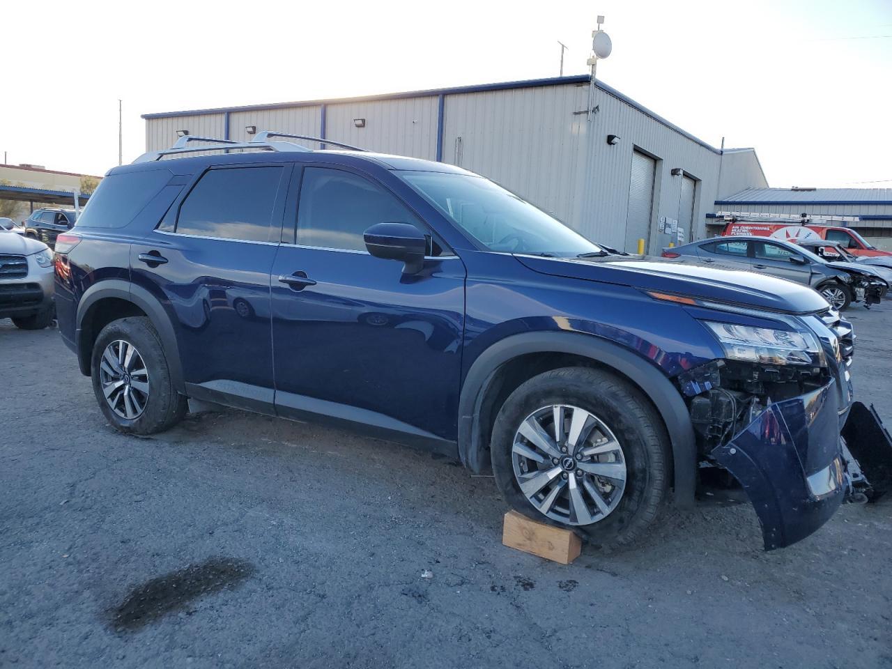 2024 NISSAN PATHFINDER - Image 4