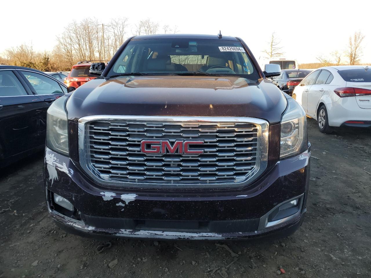 2017 GMC YUKON DENA - Фото 5