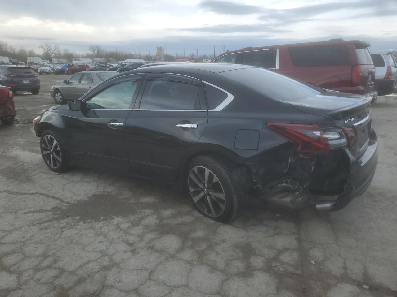 2017 NISSAN ALTIMA 2.5 - Фото 2